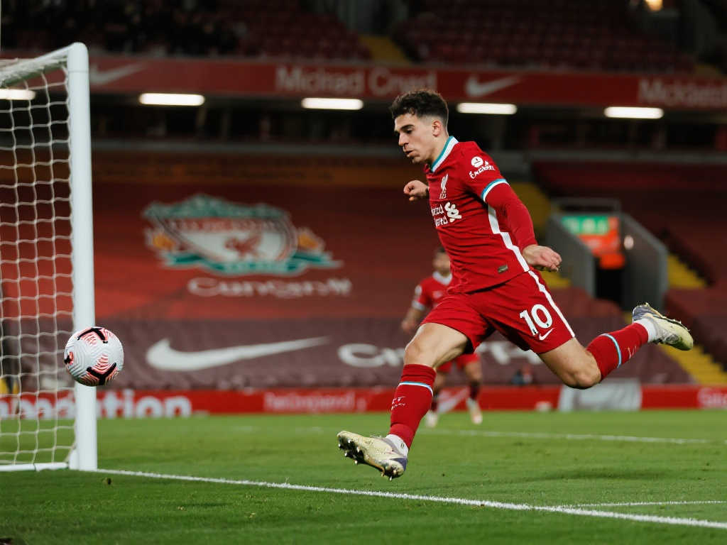 球联动进一 球联动进一